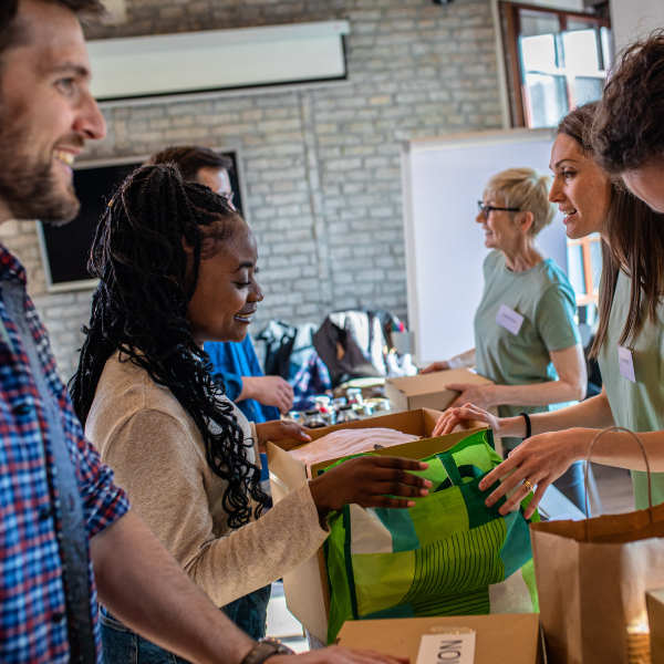 Bulk-Gift-Card-Programs-for-Nonprofits Reward-Volunteers-and-Boost-CSR